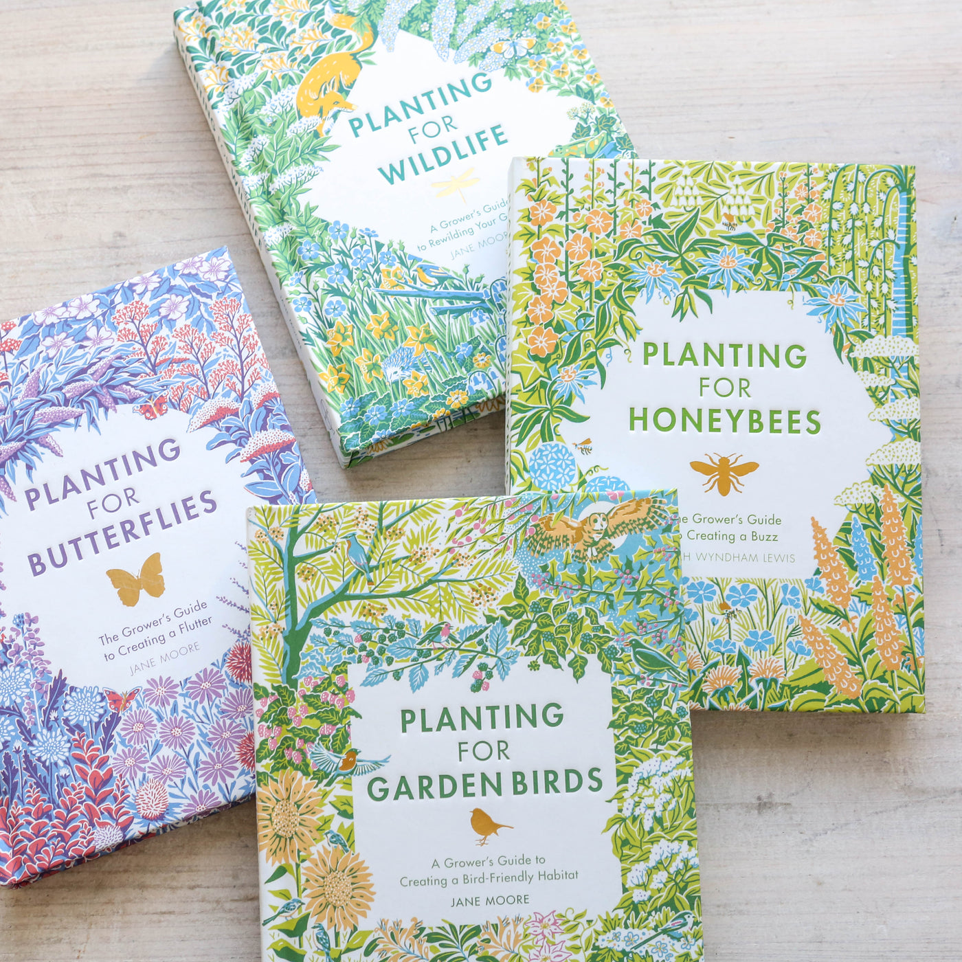 Planting for Butterflies : The Grower's Guide to Creating a Flutter