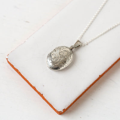 Silver Vintage Locket - Batch I, Ovals