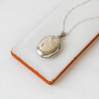 Large Vintage Silver Locket - Oval Swirl