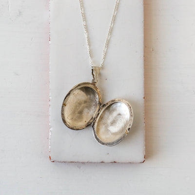 Large Vintage Silver Locket - Oval Swirl