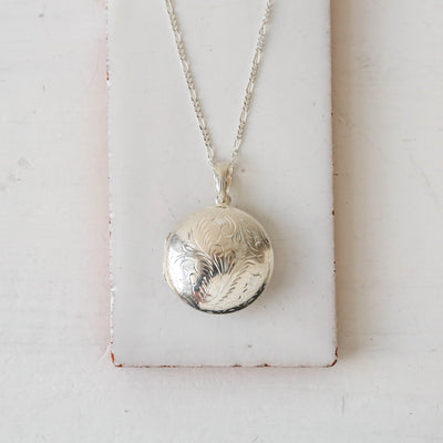 Large Vintage Silver Locket - Round Swirl A