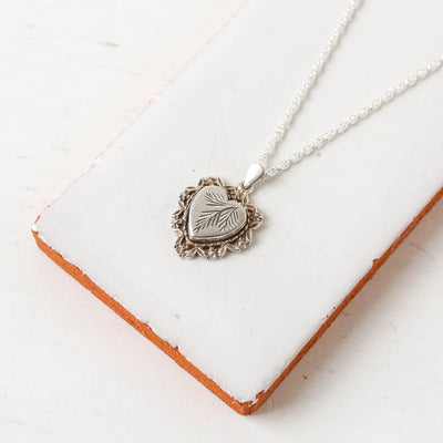 Silver Vintage Locket - Batch F, Hearts