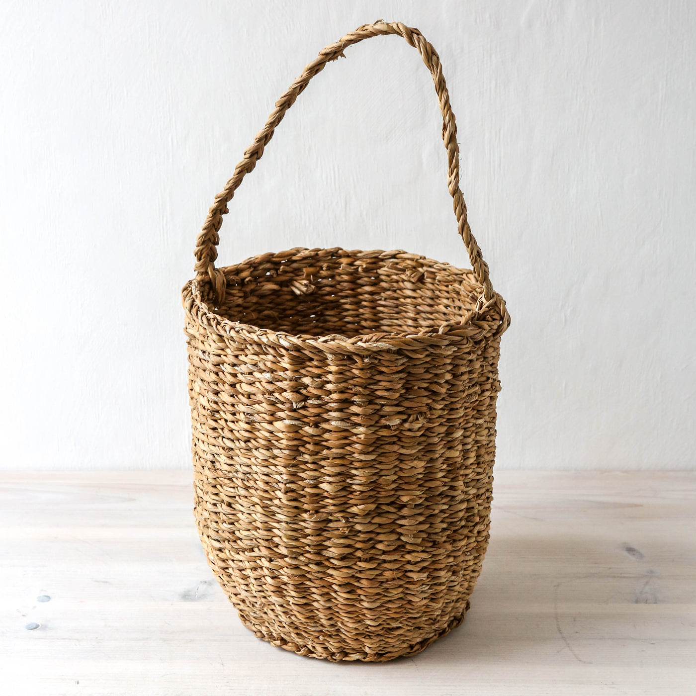 Seagrass Storage Basket with Handle
