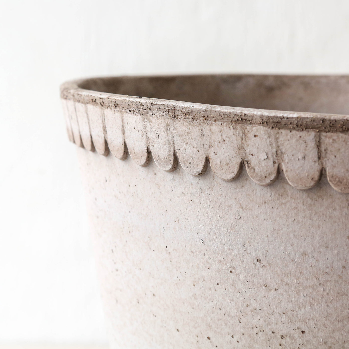 30cm Helena Plant Pot & Saucer - Grey LOCAL PICK UP ONLY