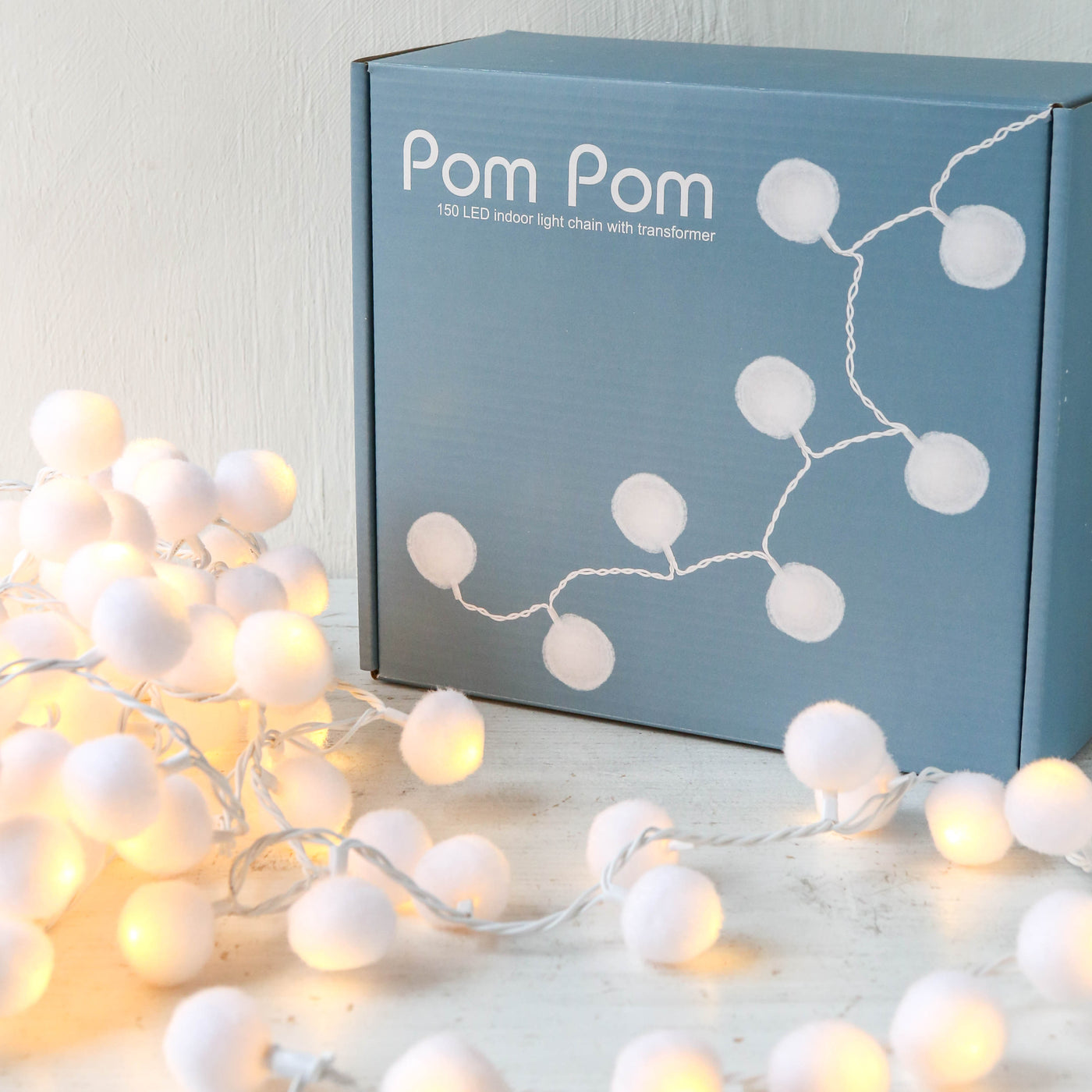 White Pom Pom Lights - 150 lights 6m, Mains Powered