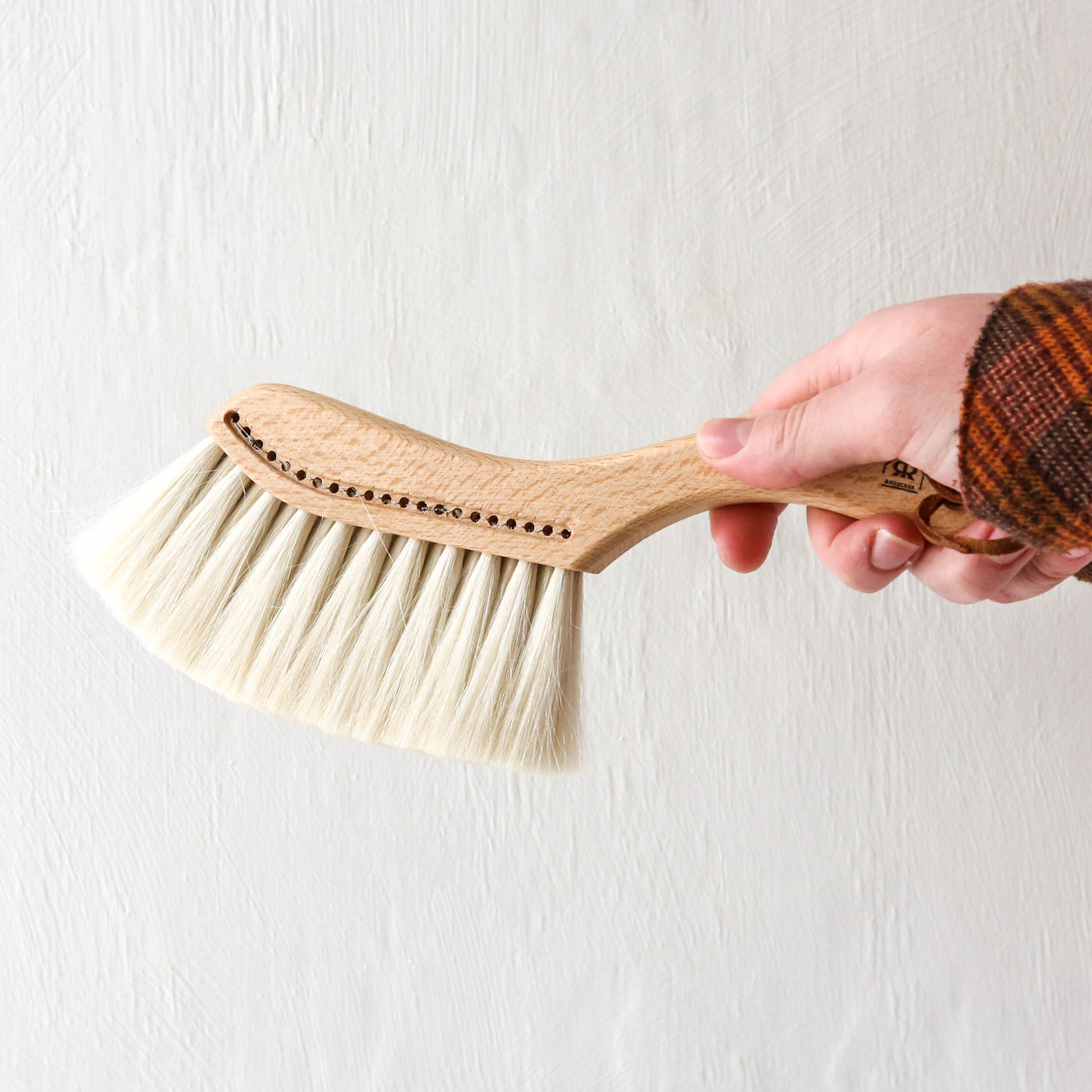 Curved Beech Wood Dust Brush