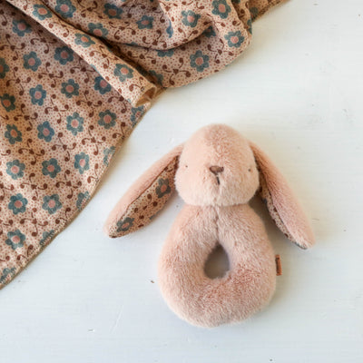 Maileg Bunny Rattle Set - Powder