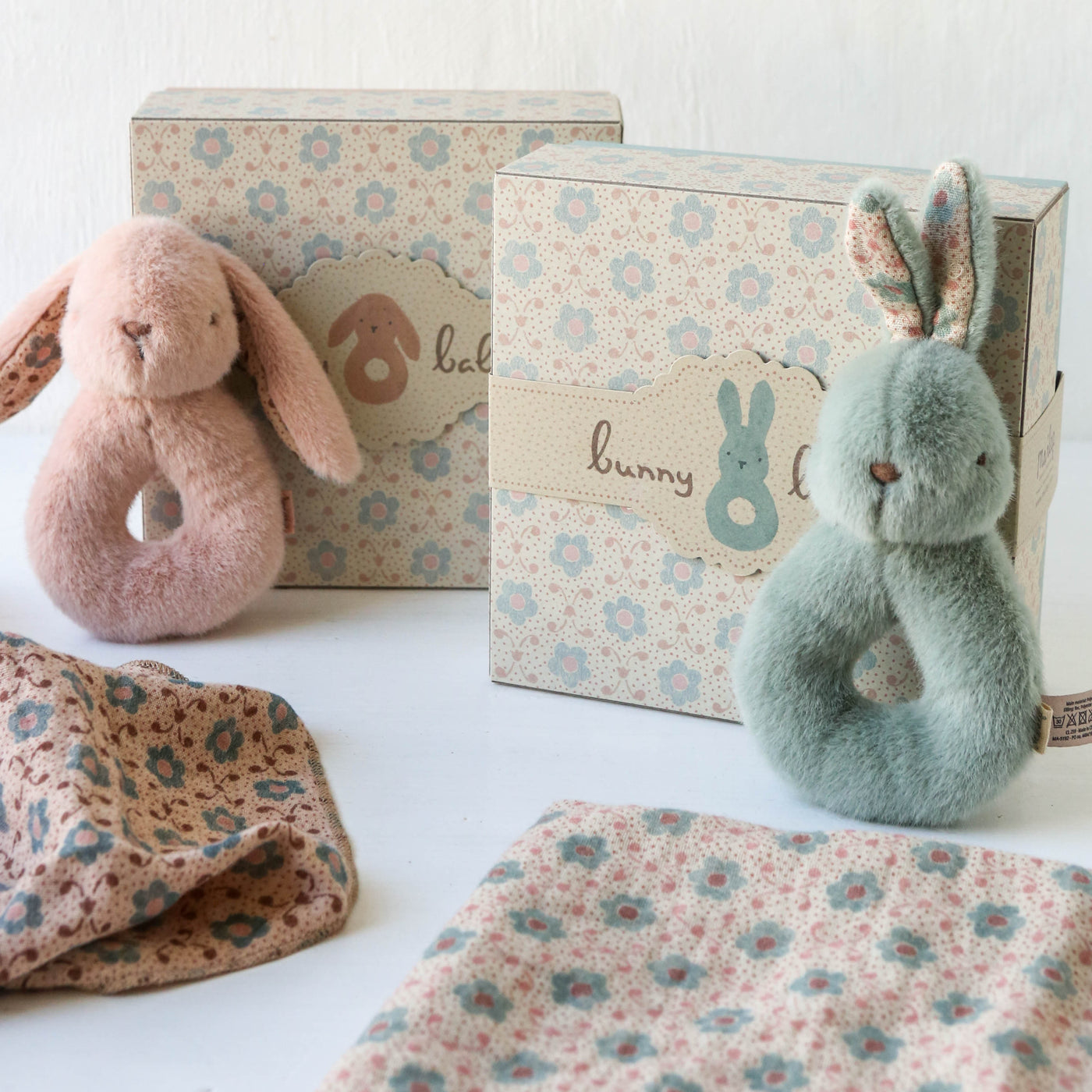 Maileg Rabbit Rattle Set - Mint