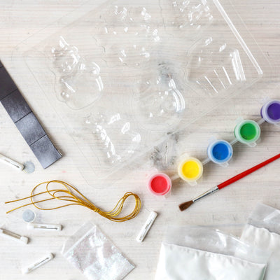 Make and Decorate Christmas Decorations