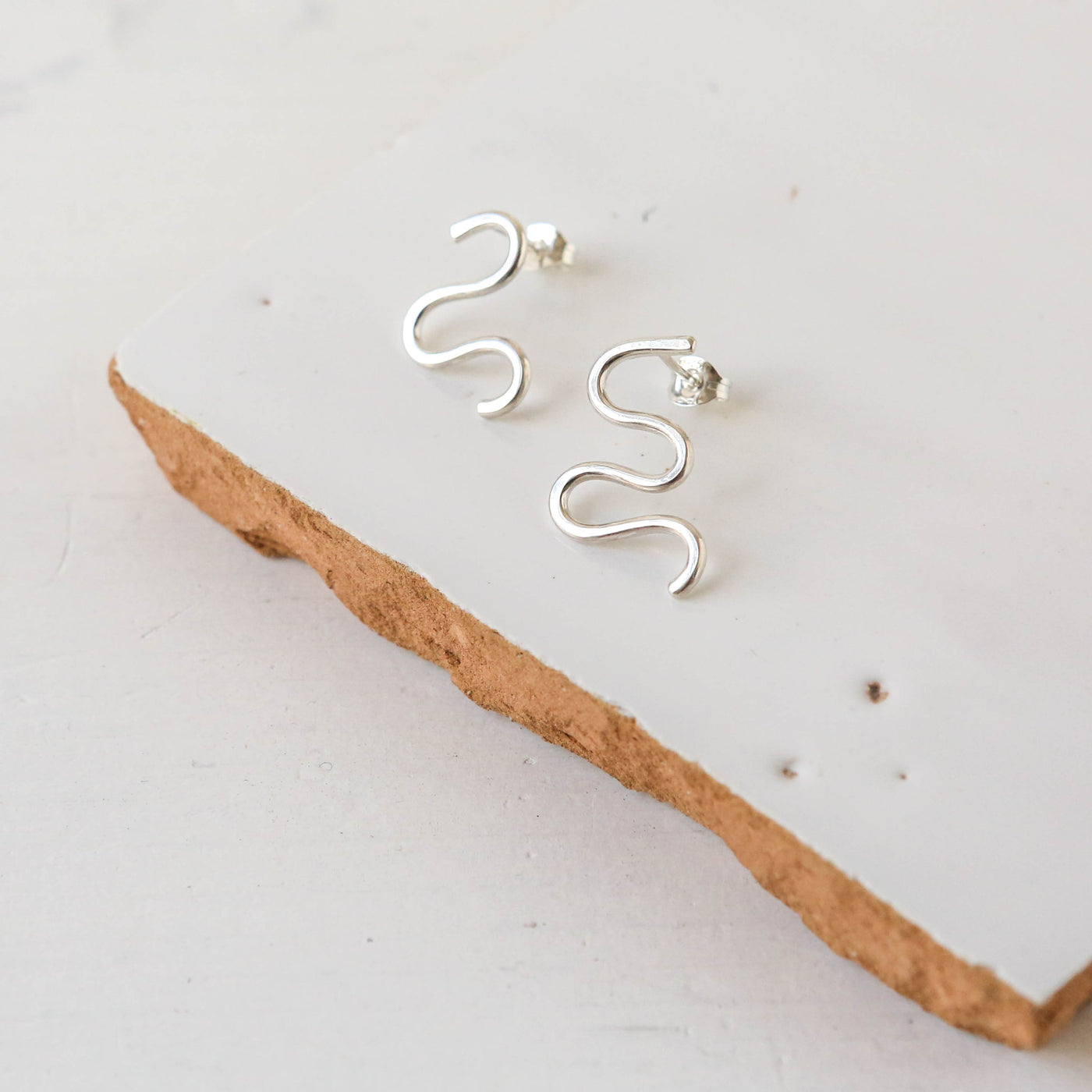 Mini Wiggle Studs