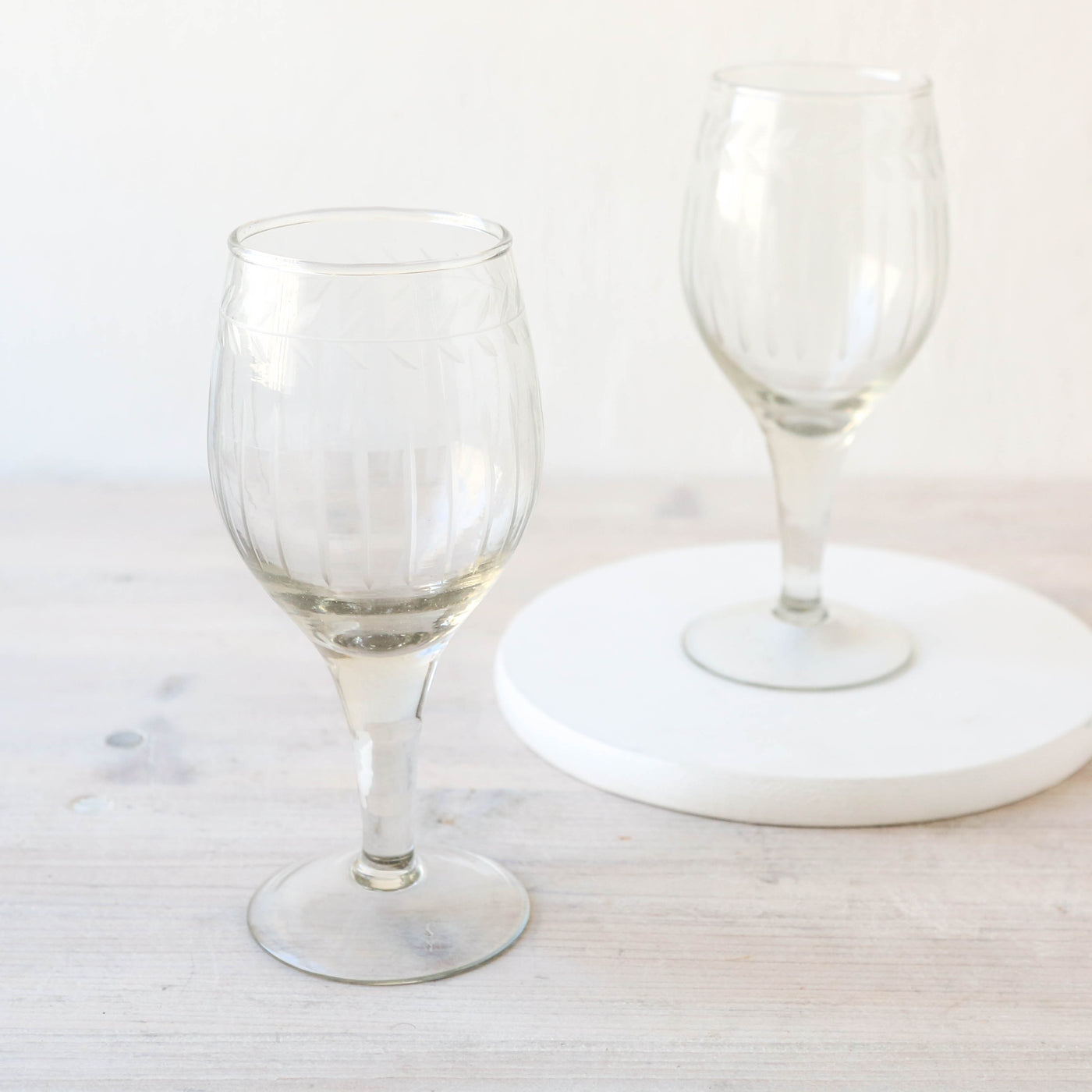 Etched Leaf & Stripe Wine Glass