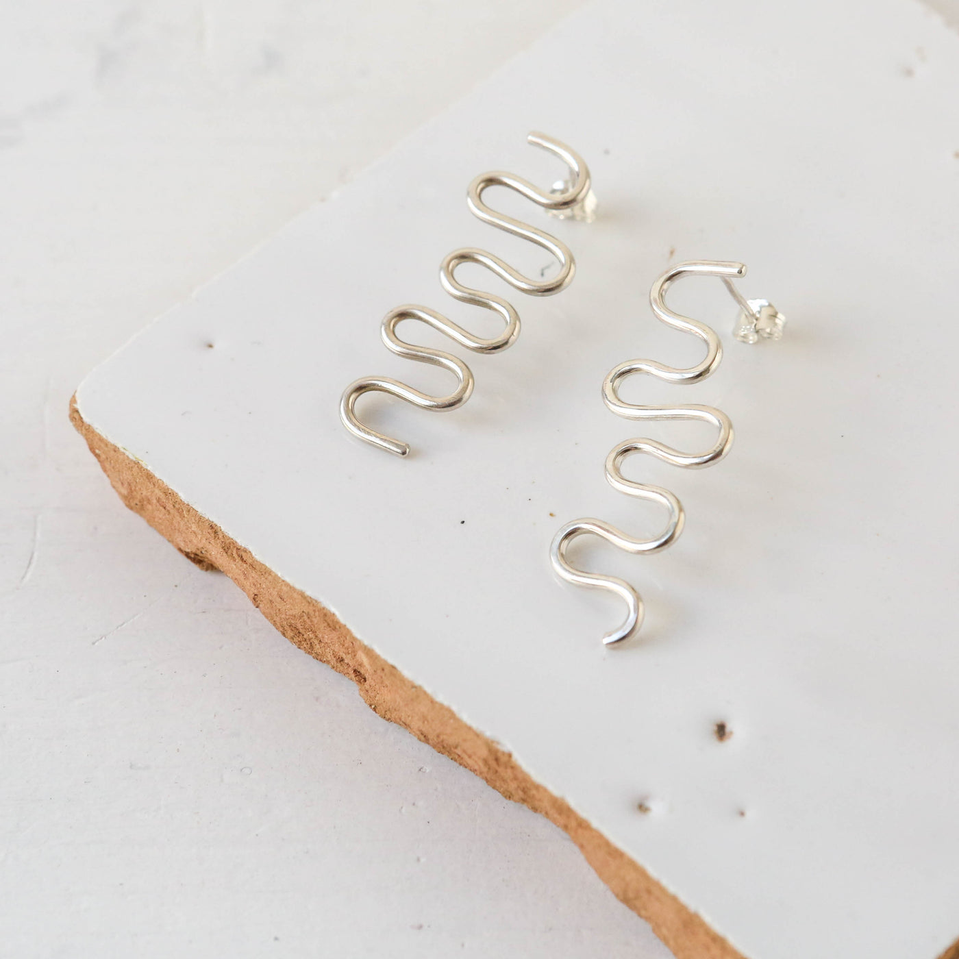 Wiggle Earrings