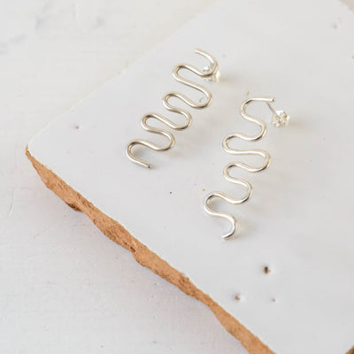 Wiggle Earrings