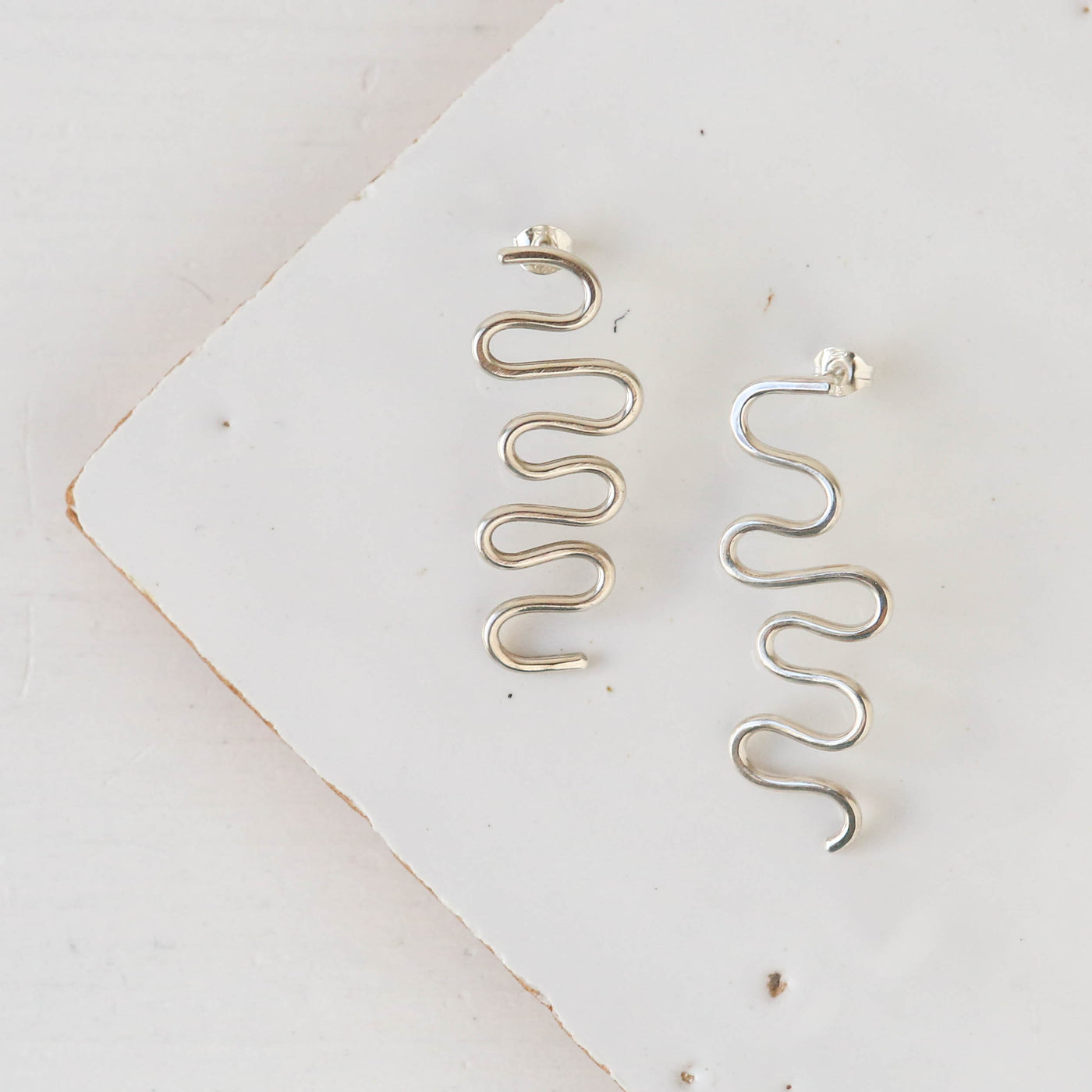 Wiggle Earrings