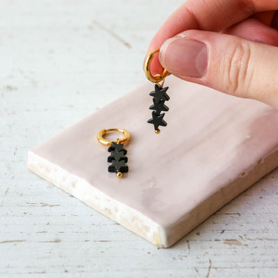 Natural Stone Black Star Hoop Earrings - Gold
