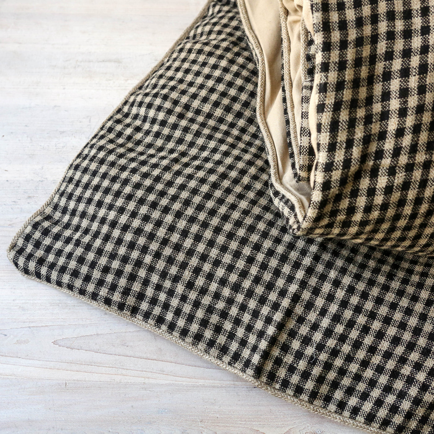 Linen 'Bedroll' or Mattress 85 x 200cm - Carbon Gingham