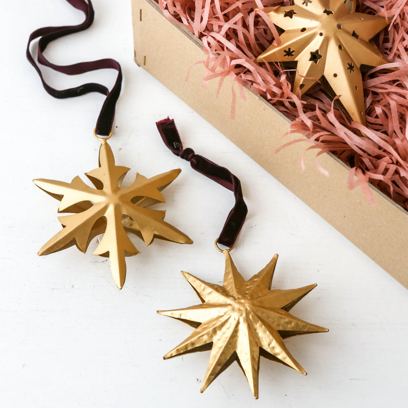 8 Point Gold Star Hanging Decoration