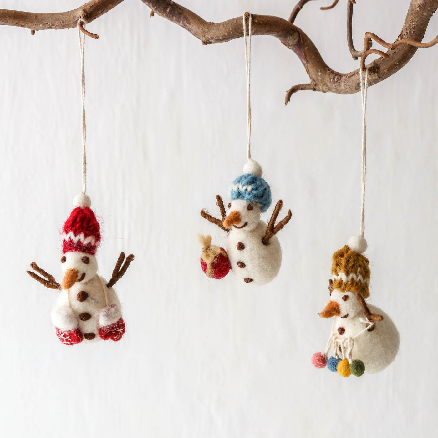 Festive Snowman with Knitted Hat Felt Hanging Decoration