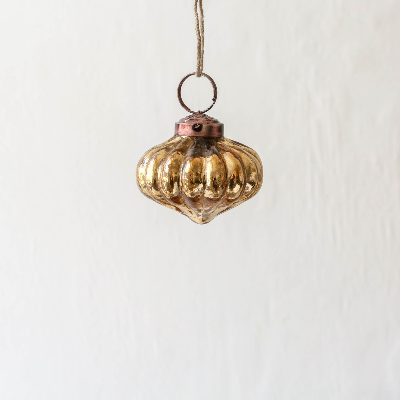 4cm Pumpkin Glass Bauble - Antique Gold