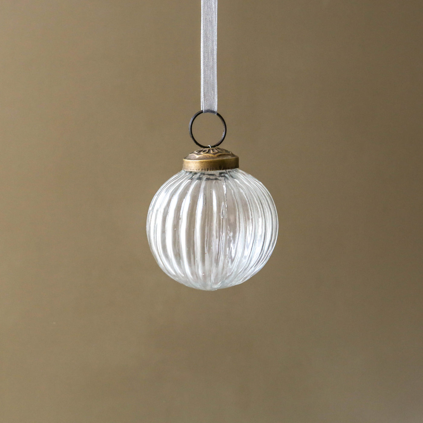 5cm Clear Ribbed Glass Ball Decoration