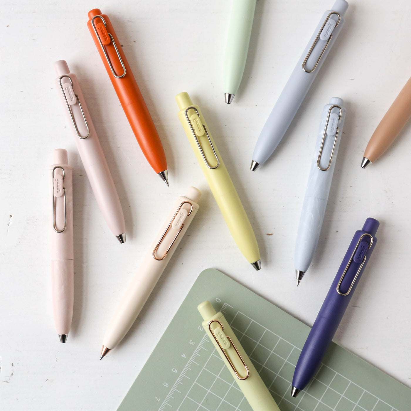 Uni-ball ONE P Compact Gel Pen
