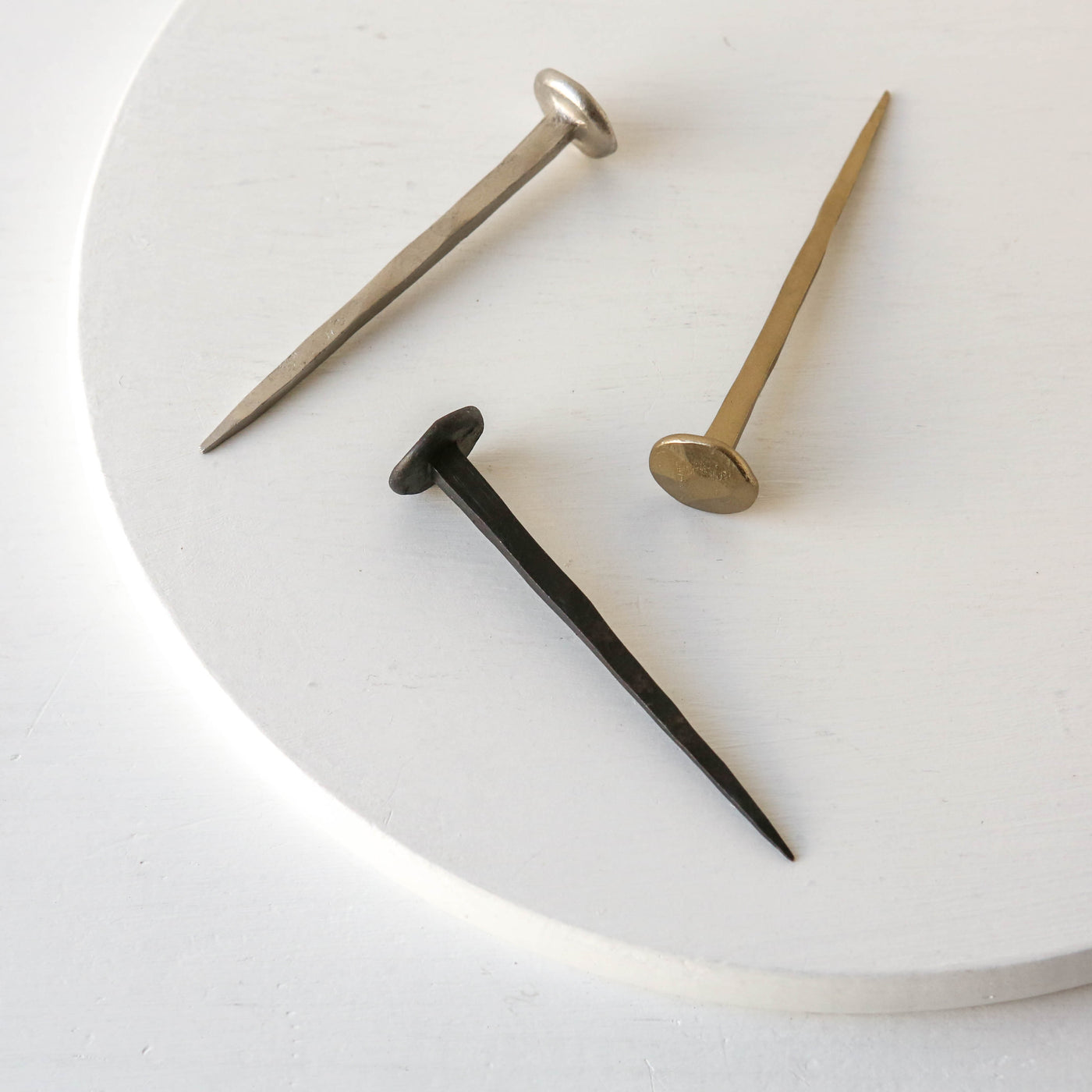 Nail Hook