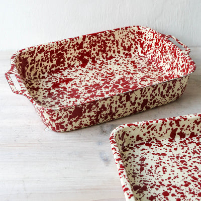 Splatter Enamel Lasagne Pan - Burgundy and Cream