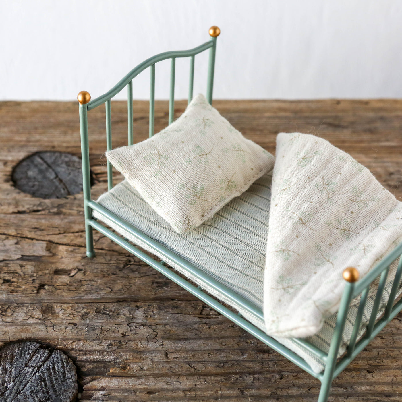 Maileg Mouse Vintage Single Bed - Mint