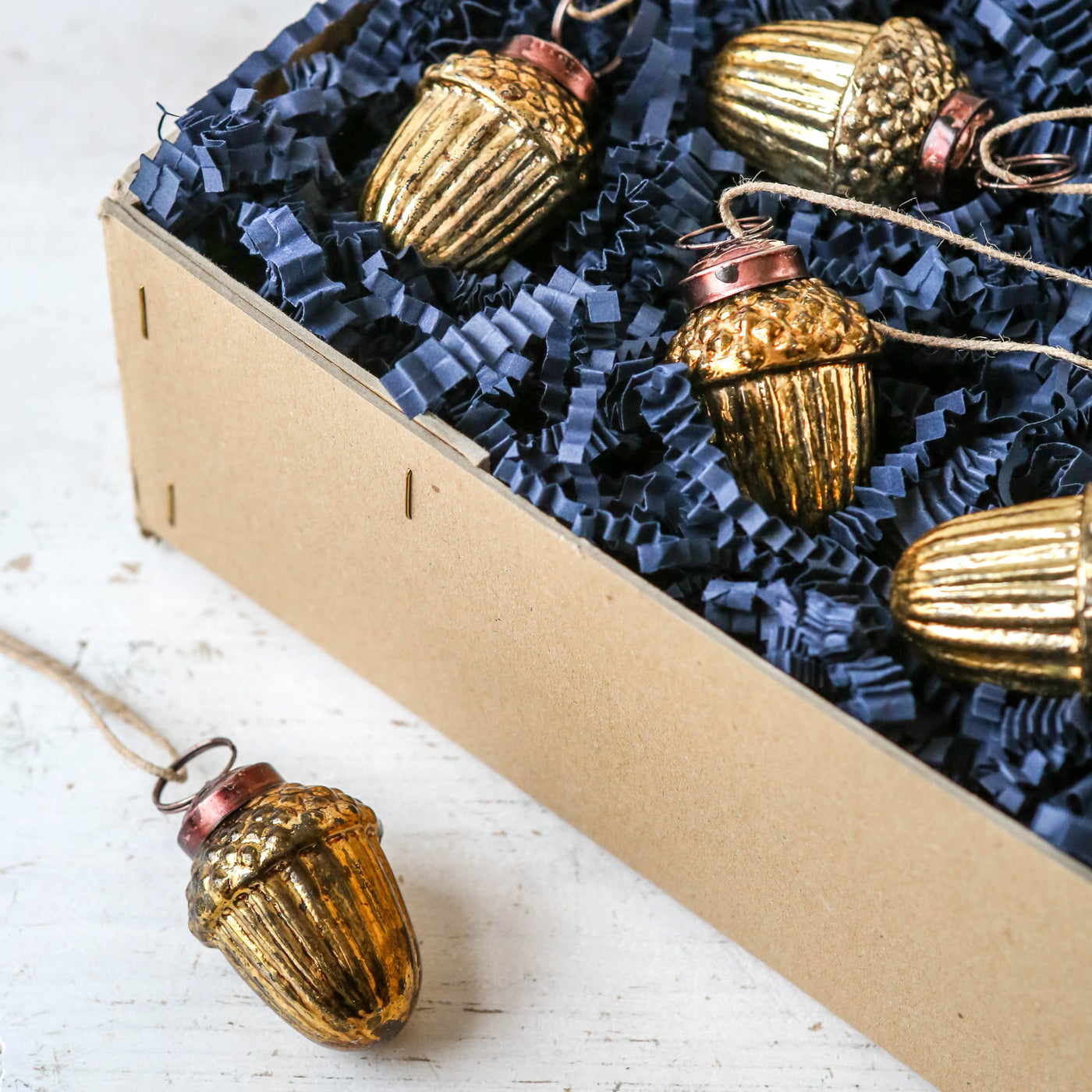 5cm Glass Acorn Decoration - Antique Gold