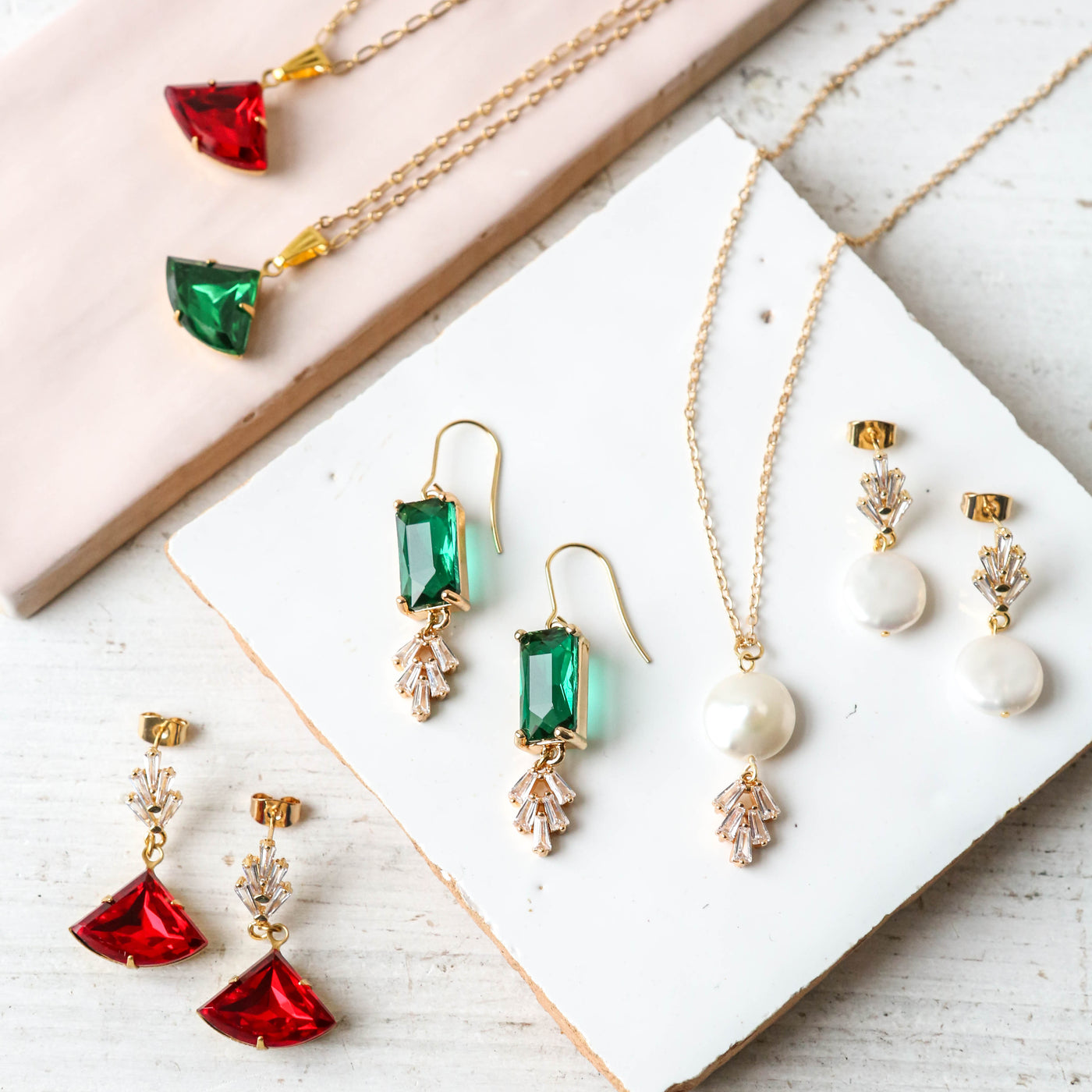 Ruby Red Deco Fan Necklace