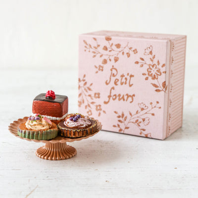 Maileg Mini Cakes & Cakestand