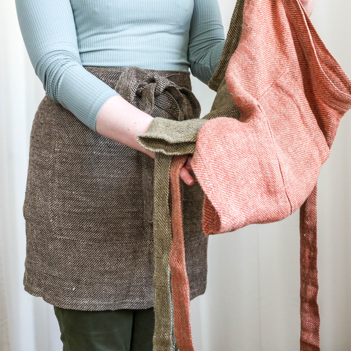 Linen Bistro Apron - Olive