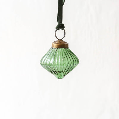 5.5cm Ribbed Glass Lantern Bauble - Green