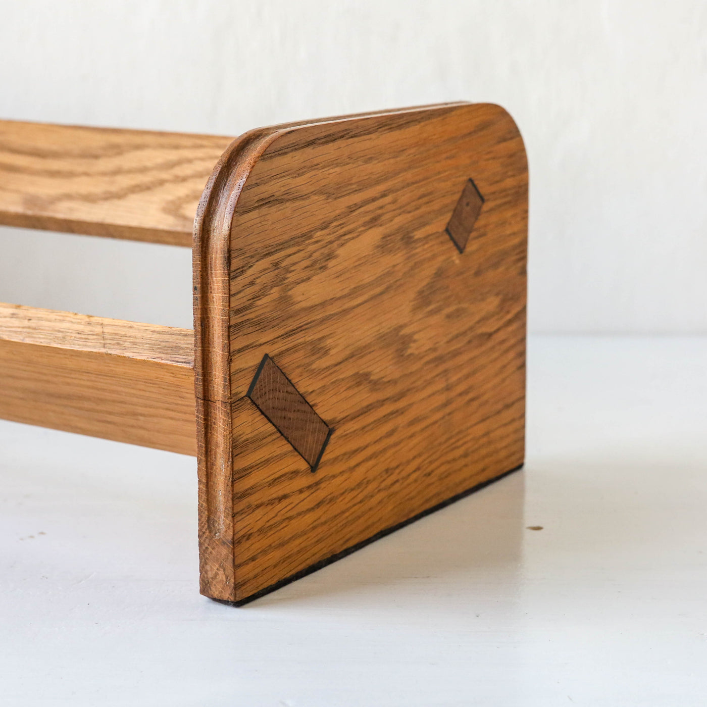 Vintage Book Trough - Design 5