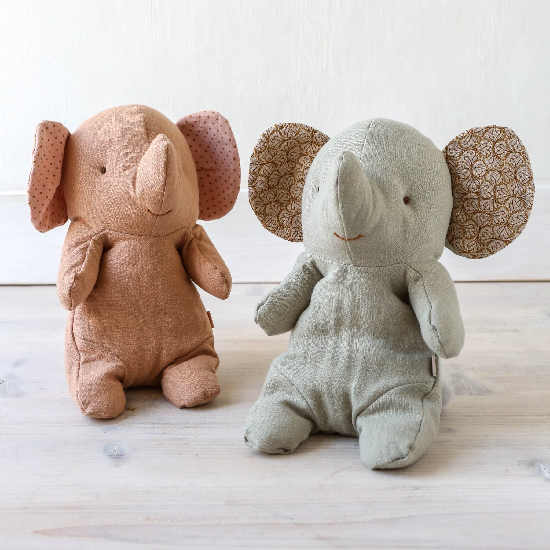 Small Elephant Toy Berylune