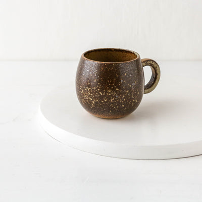 Pair of Pleasing Vintage Cups - Design 1