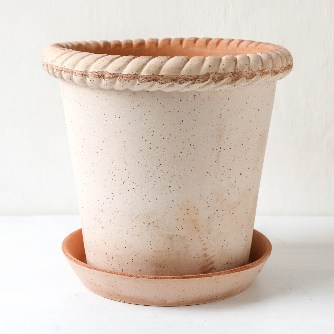 25cm Emilia Plant Pot & Saucer - Rose LOCAL PICK UP ONLY