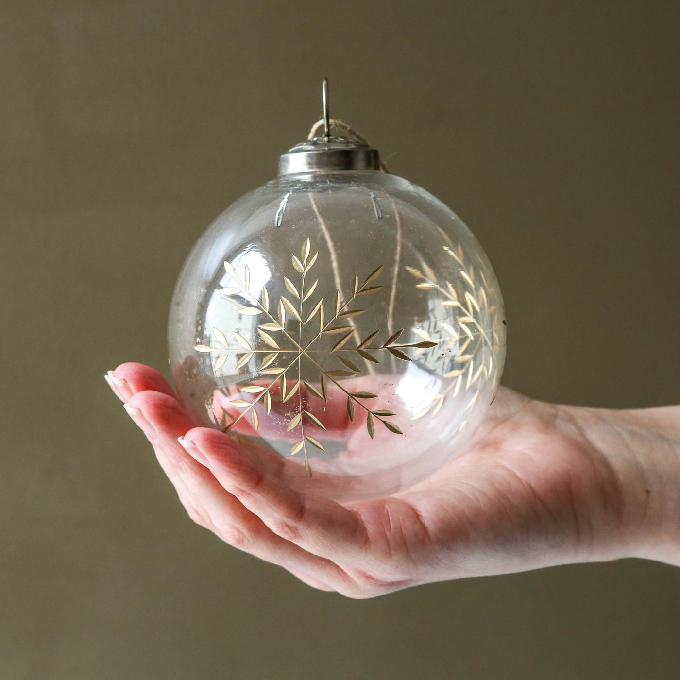 10cm Etched Snowflake Bauble - Clear