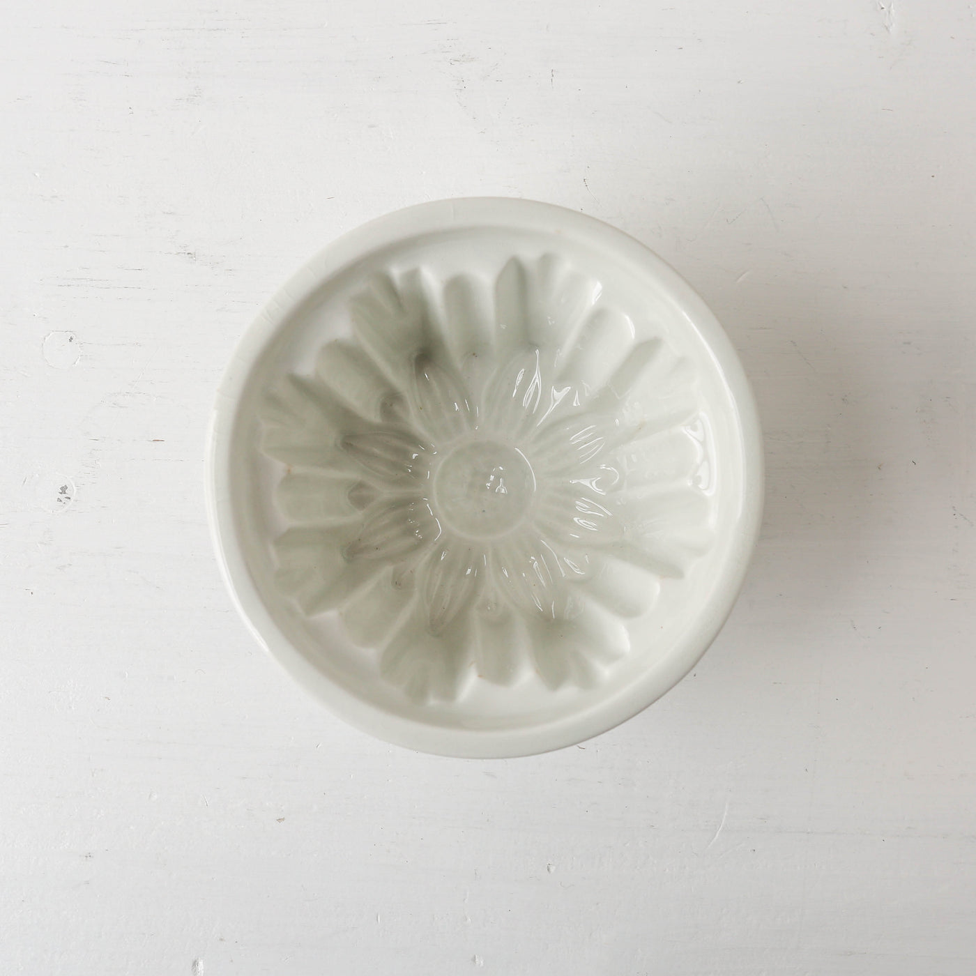 Vintage Ceramic Jelly Mould - Flower Design