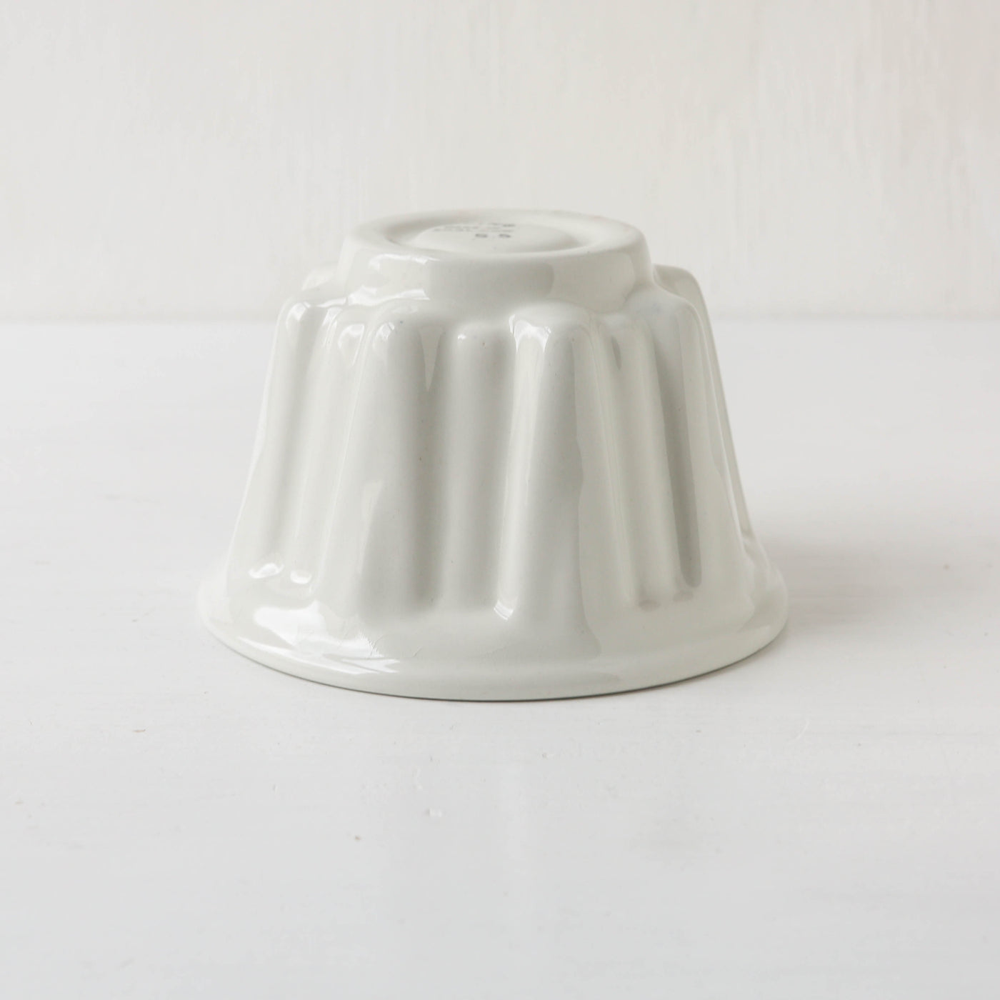 Vintage Ceramic Jelly Mould - Flower Design