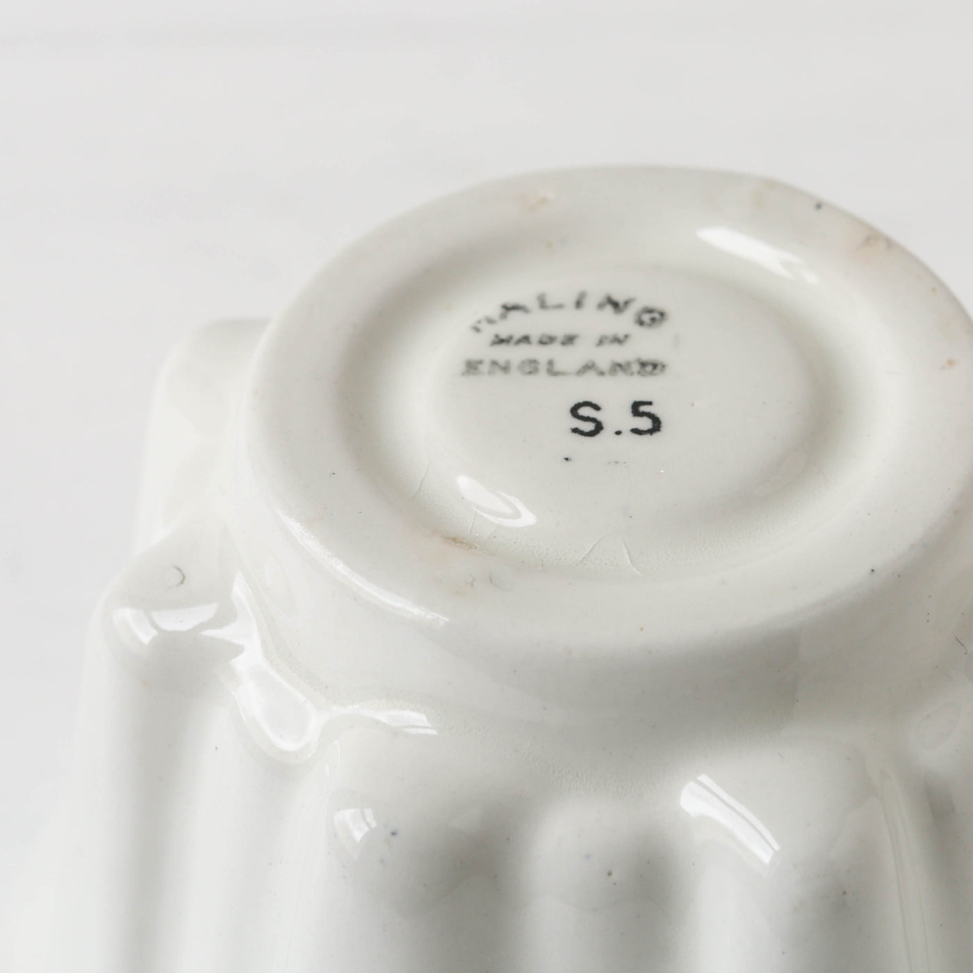 Vintage Ceramic Jelly Mould - Flower Design