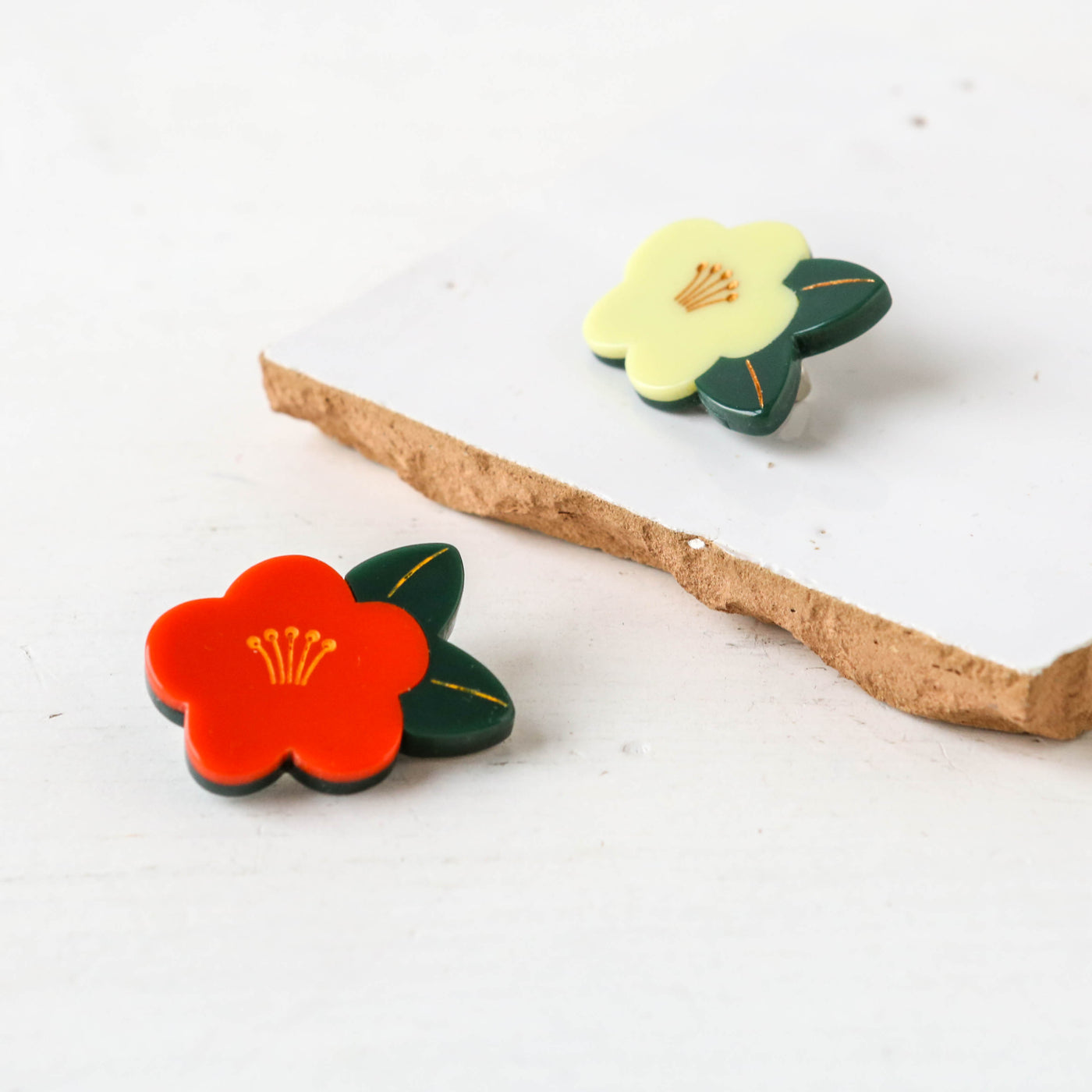 Abstract Primrose Resin Flower Brooch