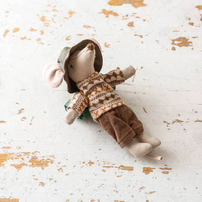 Hiker Mouse - Big Brother with Sleeping Bag