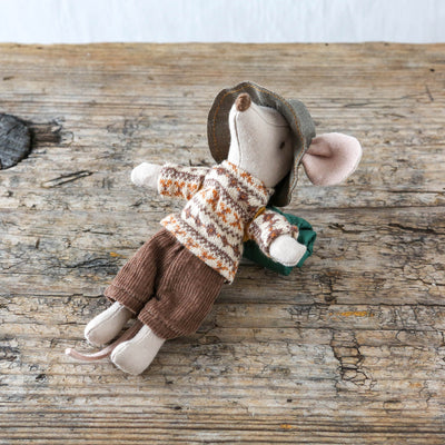 Hiker Mouse - Big Brother with Sleeping Bag