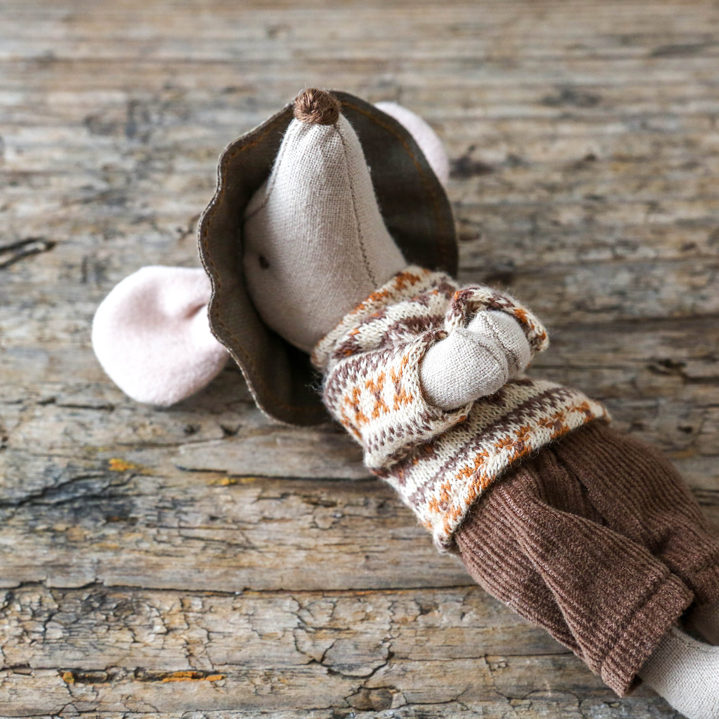 Hiker Mouse - Big Brother with Sleeping Bag