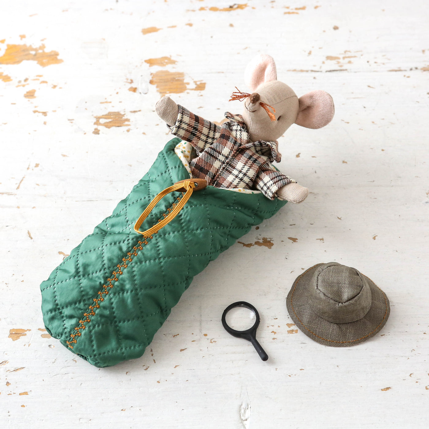 Wildlife Guide Mouse with Sleeping Bag