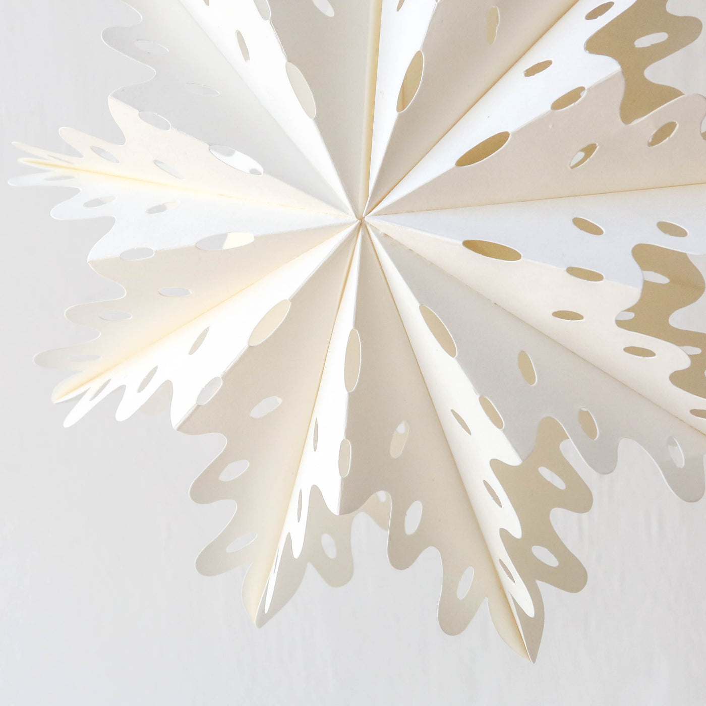 28cm Paper Snowflake Decoration - Bellflower
