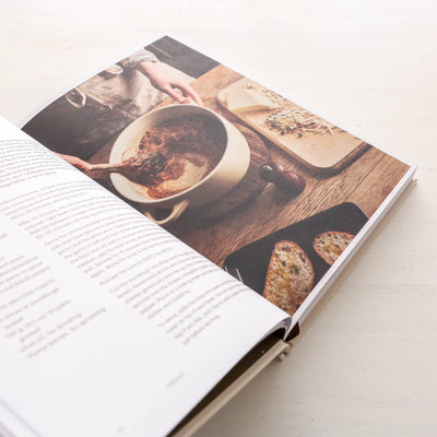 Winter in the Highlands : Eating, Drinking and Celebrating in Scotland