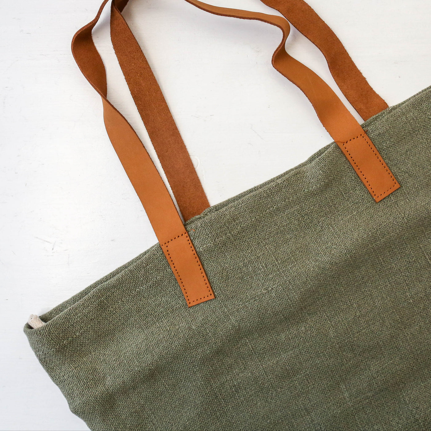 Leather Handled Soft Jute Wide Bag