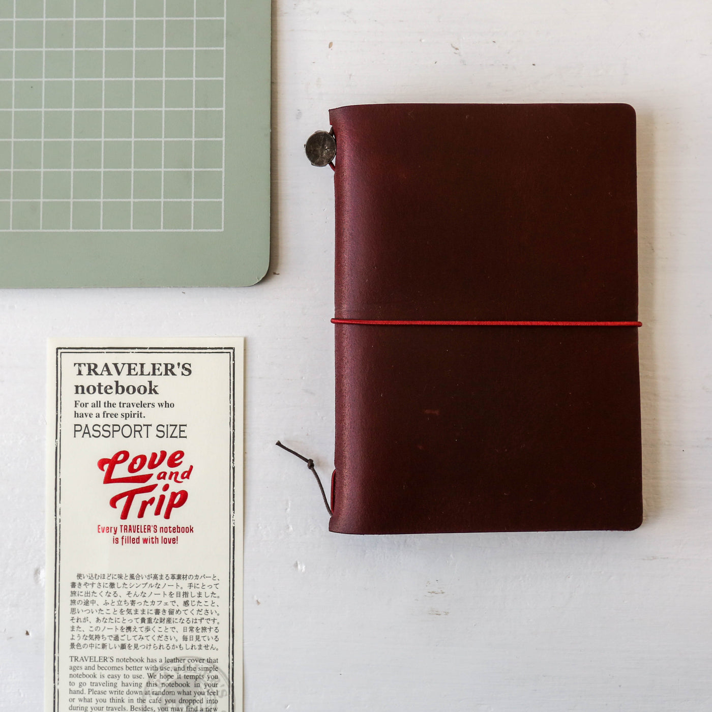 TRAVELER'S notebook Red LOVE AND TRIP Edition - Passport Size